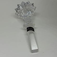 Load image into Gallery viewer, Vintage Slender Stuart Crystal Stopper
