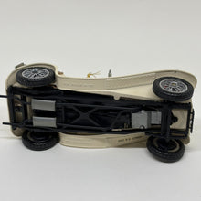 Load image into Gallery viewer, Vintage Franklin Mint 1:24 SS Jaguar 100 Die-Cast Model (Missing Spare Tyre)