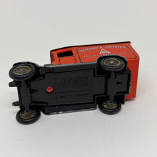 Load image into Gallery viewer, Vintage Lledo Diecast Promotional Model Hornby's Dairies Ford Van #205
