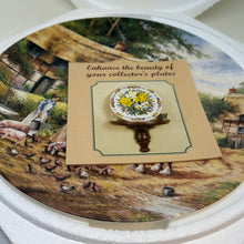 Load image into Gallery viewer, Vintage Wedgwood 'Feeding Time' Country Days Fine Bone China Plate