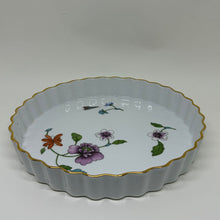 Load image into Gallery viewer, Vintage Royal Worcester Astley Pie or Quiche Dish