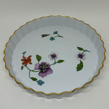 Load image into Gallery viewer, Vintage Royal Worcester Astley Pie or Quiche Dish