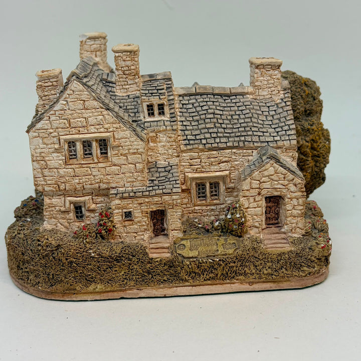 Vintage Moreton Manor Miniature Figurine by Lilliput Lane