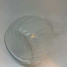 Load image into Gallery viewer, Vintage Clear Glass Spiral Swirl Vase
