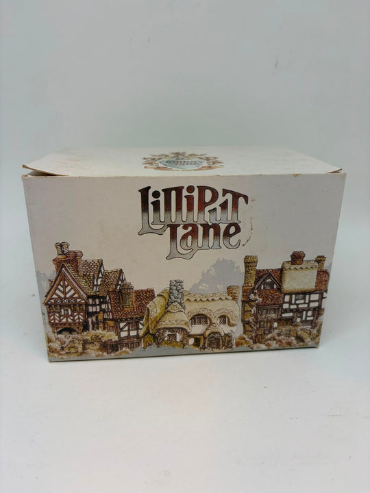 Vintage 'Holly Cottage' Miniature Figurine by Lilliput Lane
