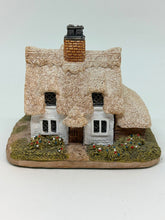 Load image into Gallery viewer, Vintage 'Clare Cottage' Hand Made Miniature Figurine by Lilliput Lane