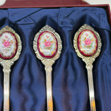 Load image into Gallery viewer, Vintage Set of 6 Silver Plated Floral Cabochon Tea Spoons Boxed