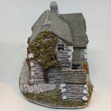 Load image into Gallery viewer, Vintage 'Sawrey Gill' Hand Made Miniature Figurine by Lilliput Lane