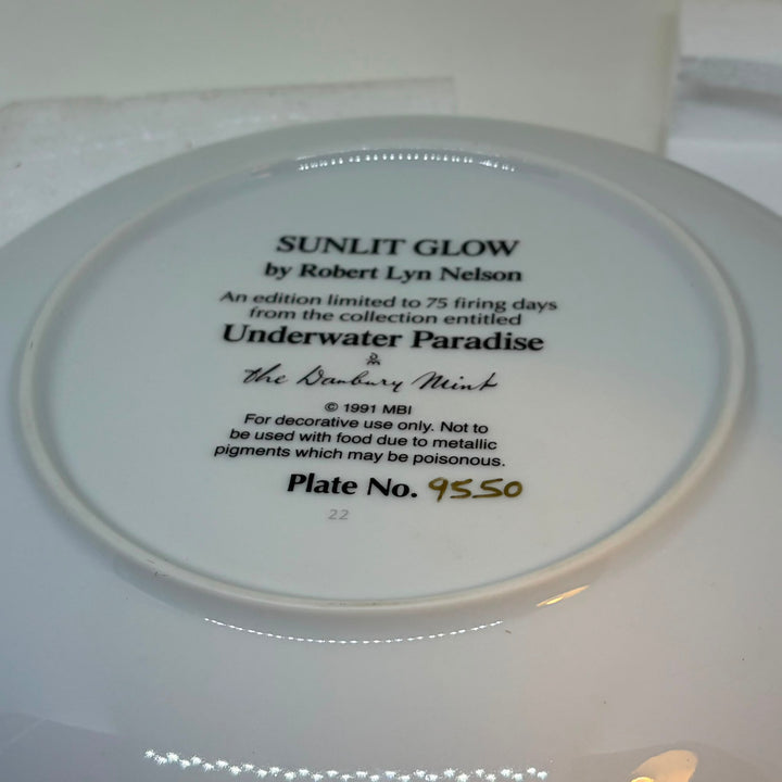 Vintage 'Sunlit Glow' Underwater Paradise Danbury Mint Orca Whale Plate