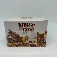 Load image into Gallery viewer, Vintage 'Tanners Cottage' Hand Made Miniature Figurine by Lilliput Lane