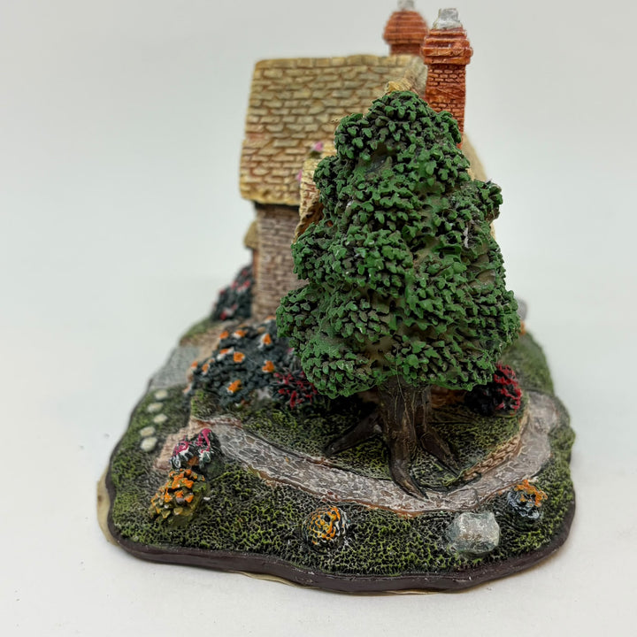 Vintage 'Rose Cottage' Hand Made Miniature Figurine by Lilliput Lane