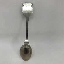 Load image into Gallery viewer, Silver plated collectable souvenir spoons - World