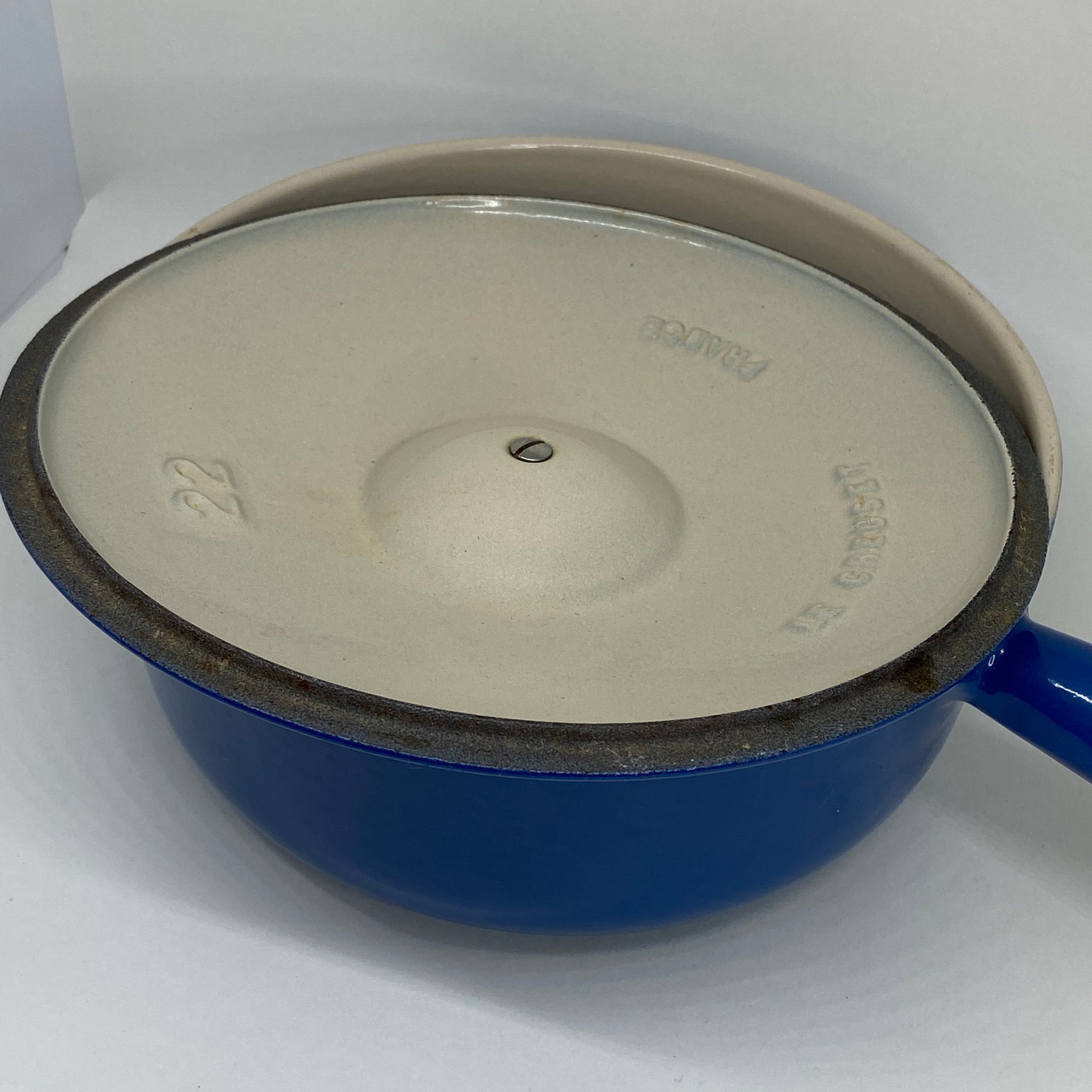 Vintage Dark Blue LE CREUSET 22cm Cast Iron Pan Lidded SAUCEPAN