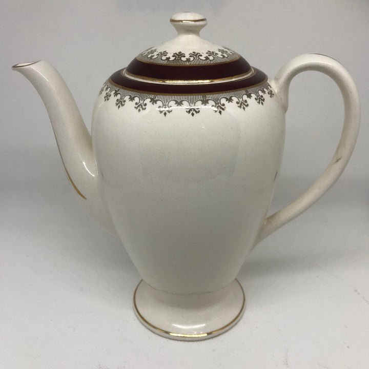 WASHINGTON POTTERY LUNCH PLATES burgundy and gold pattern 9.25" - 1960s