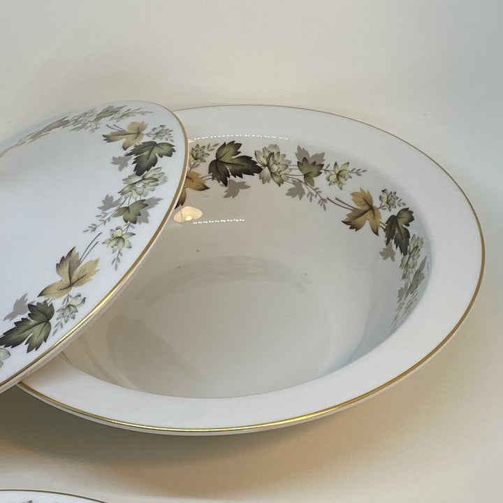 ROYAL DOULTON Larchmont TUREEN 10.5"