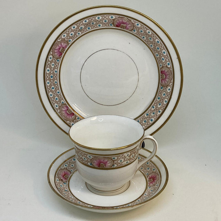 Vintage CROWN CHELSEA China (Morris) Cassel Pattern TRIO