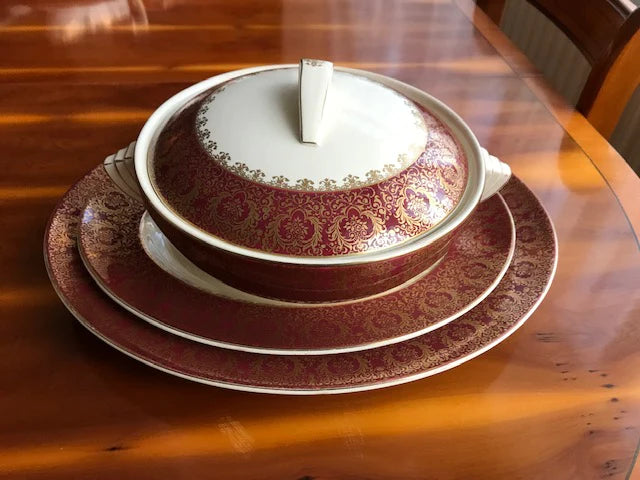 Vintage WEDGWOOD & CO Ltd TUREEN SERVING and DINNER PLATES 1950s