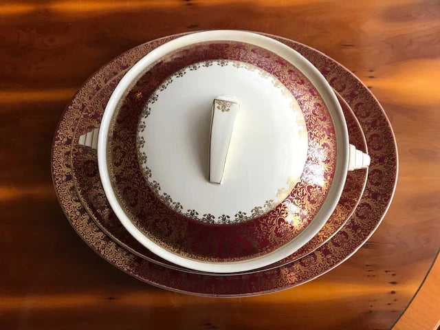 Vintage WEDGWOOD & CO Ltd TUREEN SERVING and DINNER PLATES 1950s